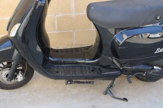 Lote Plásticos Riya Rome 125 2016