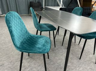 Mesa con 4 sillas ¡ENVIO Y PAGO EN CASA!