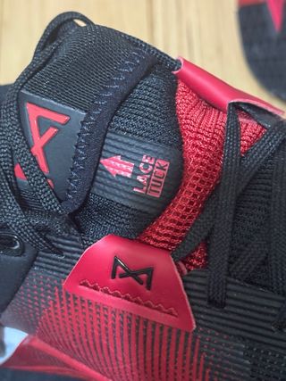 Nike Metcon 10 Talla 40.5 Rojo/Negro Unisex