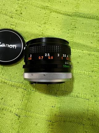 Canon lens FD 50 mm 1:1,8 S.C.