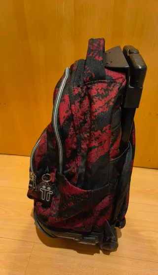 Mochila Totto Renglones Tiza Roja