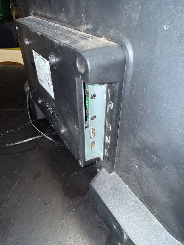 Televisión Grundig Negra