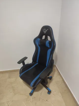 Silla Gamer Negra y Azul