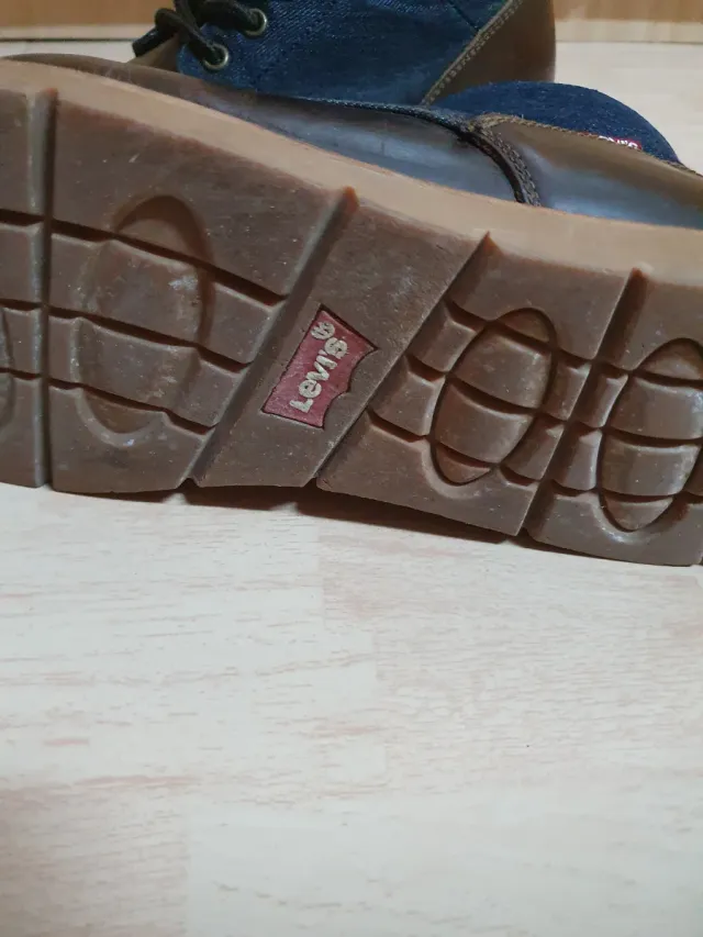 ULTIMO PRECIO!!Botas originales Levis de cuero