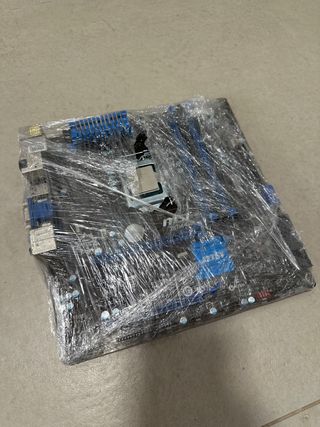 Placa Base MSI Z87M-G43 Micro ATX DDR3