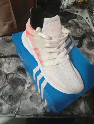 Tenis Puma Negro/Café y Adidas  Precio por cada un