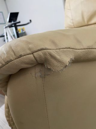 Sillón relax reclinable de piel beige