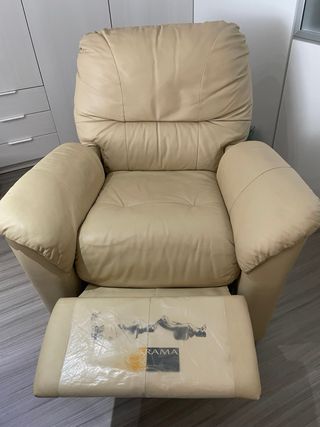 Sillón relax reclinable de piel beige