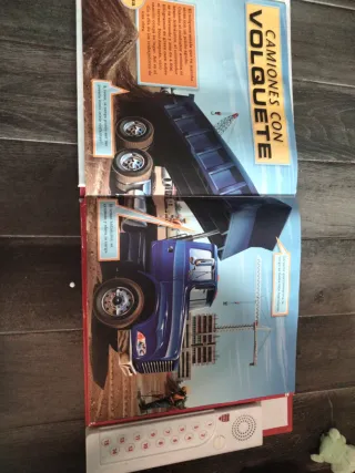 Libro infantil Mundo Sonoro: Vehículos