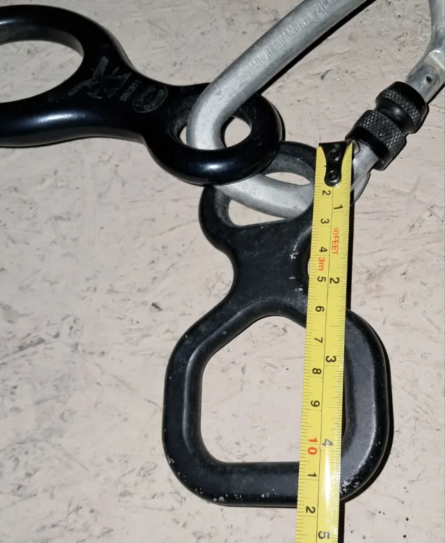 Lote 2 Descendedores + 1 Mosquetón Escalada zicral