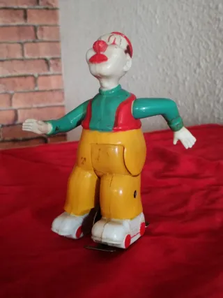 Antiguo payaso patinador Rico años 50