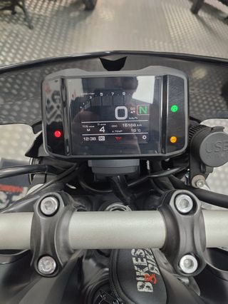 Yamaha MT-09 Ruedas y Transmisión Nuevas