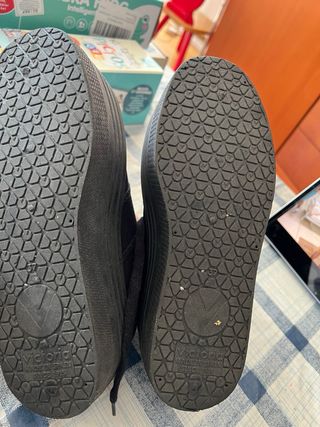 Bambas Victoria negras talla 37