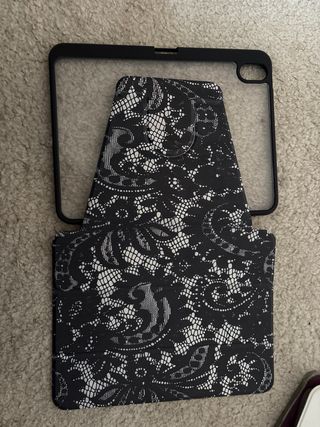 iPad 10ª Gen 64GB + 3 fundas