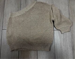 jersey dorado asimétrico, Mango