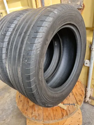 Se vende 2 Neumáticos en perfecto estado