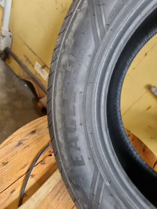 Se vende 2 Neumáticos en perfecto estado