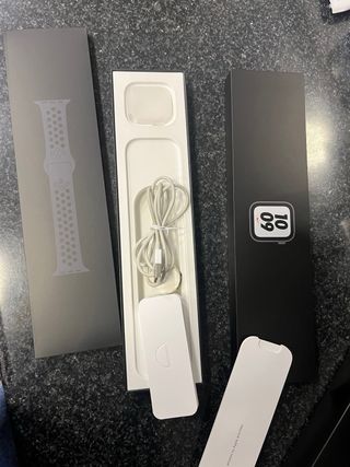 Apple Watch SE Nike 40mm Negro/Gris Espacial