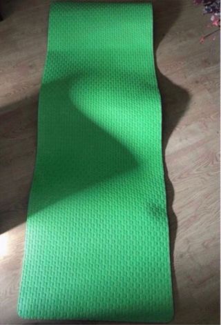 Esterilla deporte gruesa como nueva