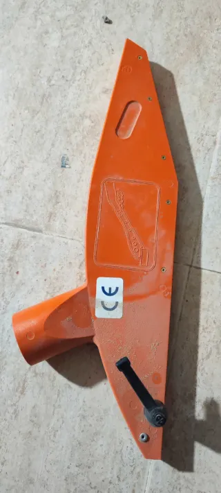 Protector sierra circular naranja