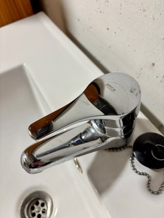 Mueble de lavabo Roca blanco y dorado