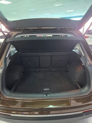 Volkswagen Tiguan 20TDI SPORT