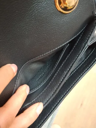 Bolso Gucci Negro con Correa Rayas Roja y Negra