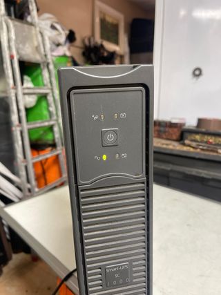 APC Smart-UPS SC1000