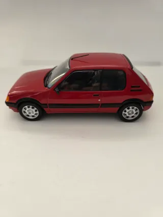 Peugeot 205 GTI 1988 escala 1:24