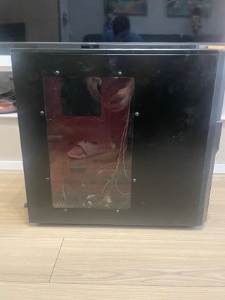 Caja PC msi Negra