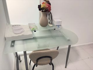 Mesa escritorio cristal y metal