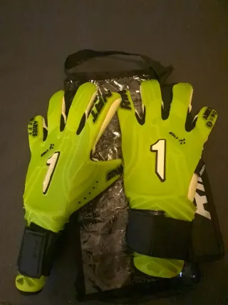 Guantes Portero Rinat Aries Nemesis Prime,talla 8