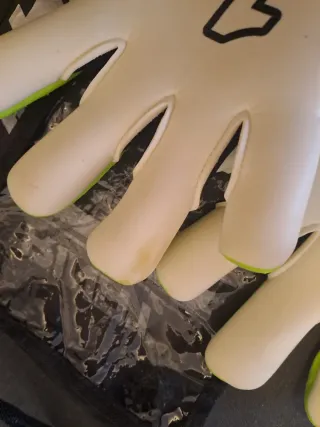 Guantes Portero Rinat Aries Nemesis Prime,talla 8