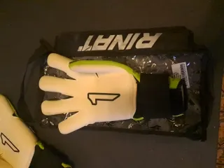 Guantes Portero Rinat Aries Nemesis Prime,talla 8