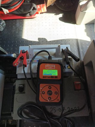Batería Varta E44 12V 77Ah 780A Start-Stop
