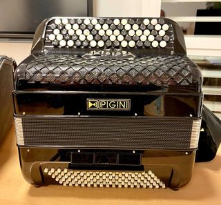 Acordeón Pigini C3