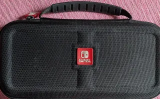 Nintendo Switch Azul y Rojo modelo 2019