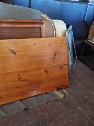 Mesa y 6 Sillas Pino Macizo