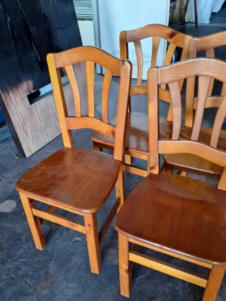 Mesa y 6 Sillas Pino Macizo