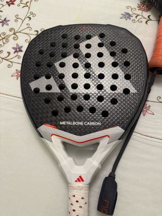 Pala Padel Adidas Metalbone Carbon