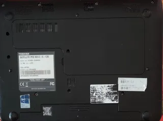 Portátil Toshiba NB10-A-12R Negro