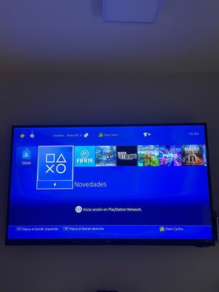 PS4 (PlayStation 4) Negra + 2 Mandos