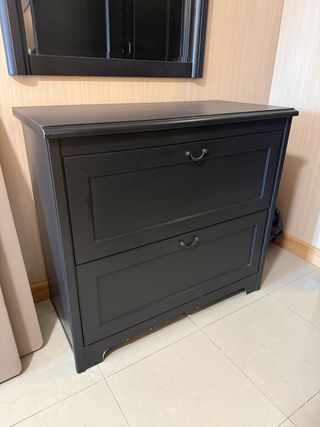 Cómoda madera con encimera de compacto fenolico