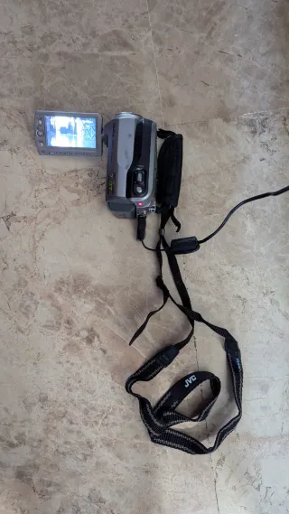 Videocámara JVC Vintage Plata y Negra