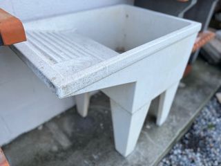 2 Pilas/Lavaderos Hormigón Exterior