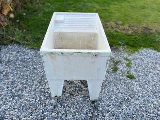 2 Pilas/Lavaderos Hormigón Exterior