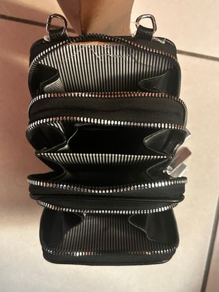 Borsetta nera con zip