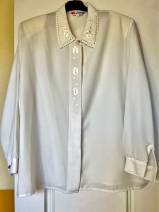 Blusa blanca bordada