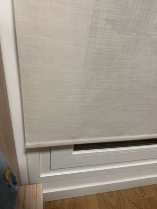 Estor enrollable beige tela