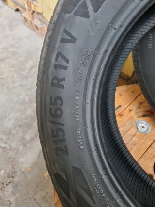 Se vende 2 Neumáticos en perfecto estado